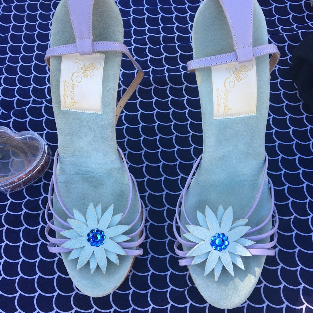 Chrysalis Sandals “Arabella” in pastel blue